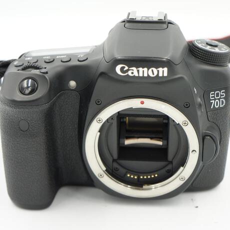 Canon EOS 70D DSLR w/ Batteries, Charger, Strap, More From Madison  PhotoPlus On Gear Foc...