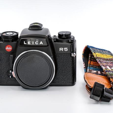 thumbnail-2 for Leica R5 with Leica Summicron 50mm prime lens, with original Leica cases and all cups. Excellent+++ Condition!