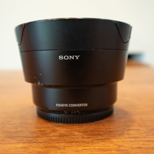 thumbnail-5 for Sony Fisheye Converter for 28mm f.2 lens with caps