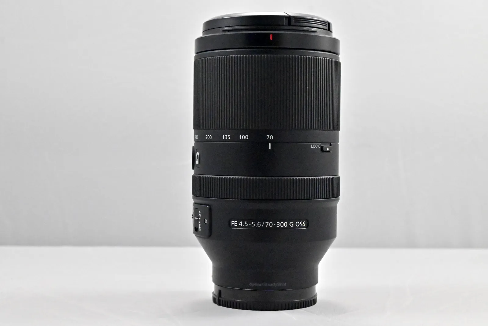 Sony FE 70-300mm f/4.5-5.6 G OSS Lens with Lens Caps, Hood, and Original Box