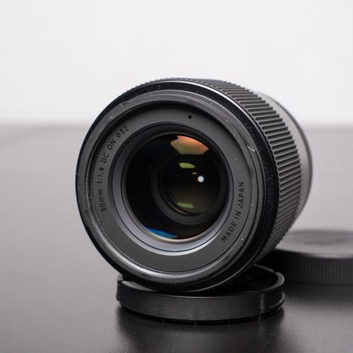 Sigma 30mm f/1.4 DC DN Contemporary Lens (Sony E)