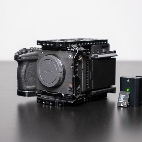 Sony FX30 + CINEBACK Starter Kit