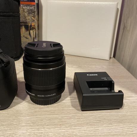 thumbnail-0 for EOS Rebel T7 Camera Bundle for Beginners