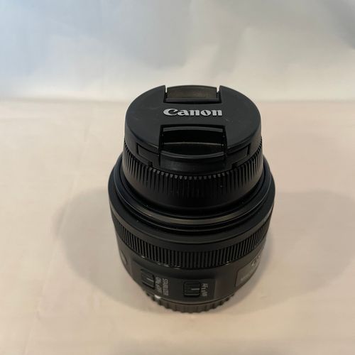 thumbnail-7 for Canon EF-S 35mm f/2.8 Macro IS STM Lens