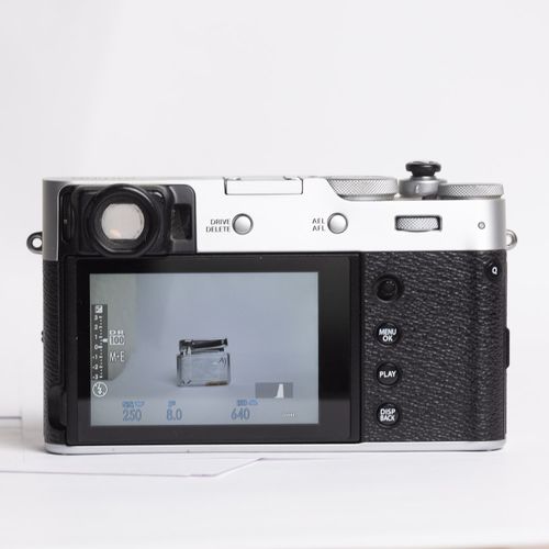 thumbnail-7 for Fuji X100V (Bundle) - Silver