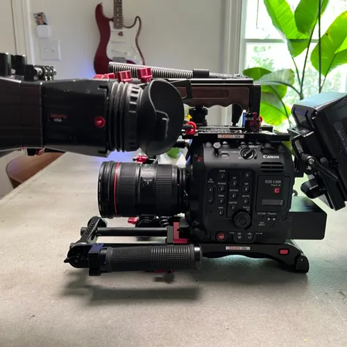 Canon C300 MKIII Camera Package - Mint