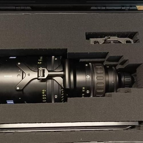 ZEISS MASTER ZOOM 16.5-110mm T2.6 PL with matte box