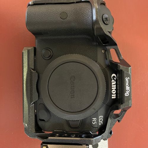 CANON EOS R5 with Extras