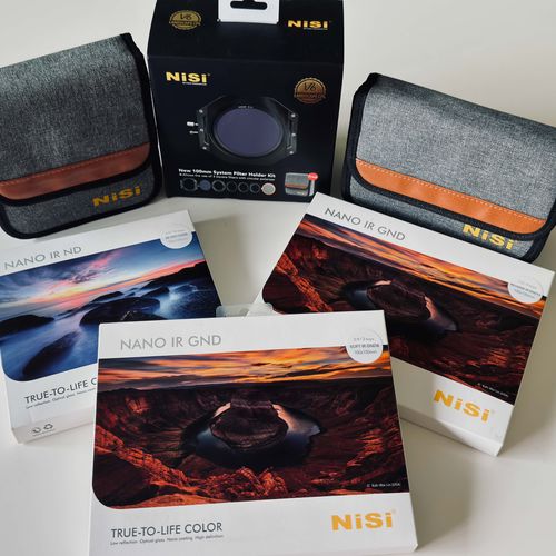      Nisi 100mm Filter Kit, V6 Holder with Landscape CPL + filters