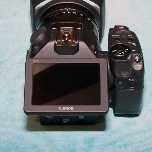 thumbnail-8 for Canon XC15 4K Pro Camcorder Kit - incl. Printed Advanced Manual