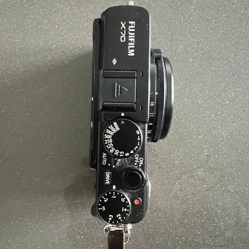 thumbnail-2 for Fuji X70 – Black | Full Box & Papers | Excellent Condition