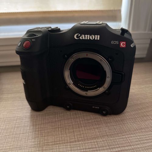 Canon C70 Cinema Camera