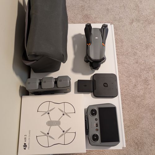 thumbnail-2 for DJI Air 3 Fly More Combo Drone