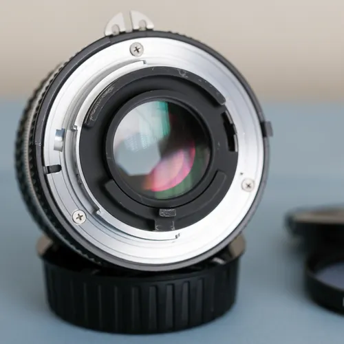 thumbnail-3 for Nikon 50mm 1.8 AI-S Standard Prime Lens