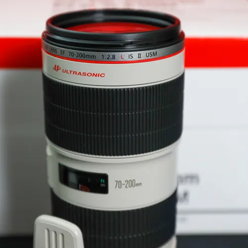 thumbnail-3 for Canon EF 70-200mm 2.8L IS ii USM, excellent ++ with box