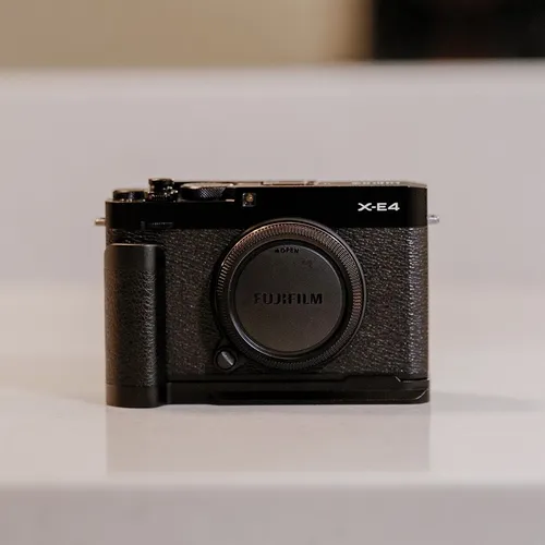 thumbnail-3 for Fujifilm X-E4 mirrorless digital camera + TTartisan 27mm F2.8 Lens + grip
