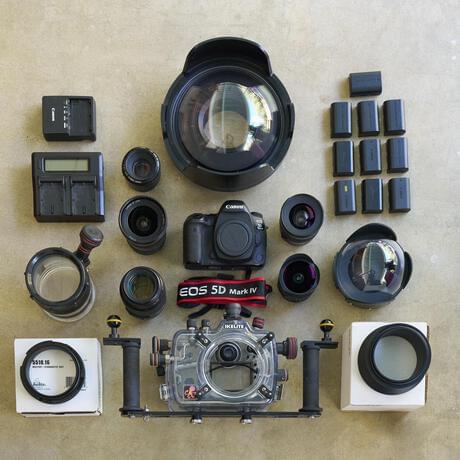 thumbnail-0 for Canon 5d mk iv and ikelite housing with 5 lens